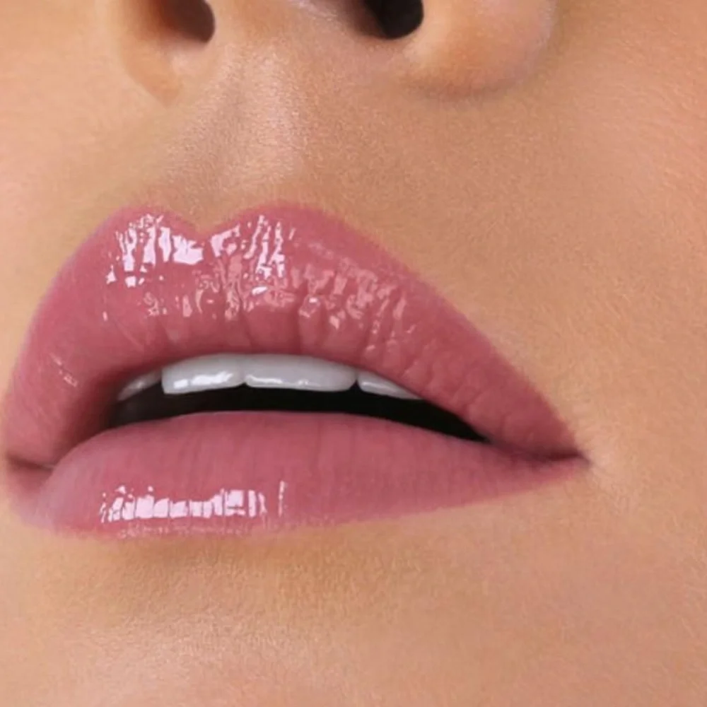 🌙♥️Tarte Room Service H20 Lip Gloss